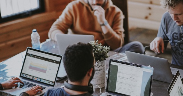 How to Find a Job Abroad in 2026: 10-Step Strategy